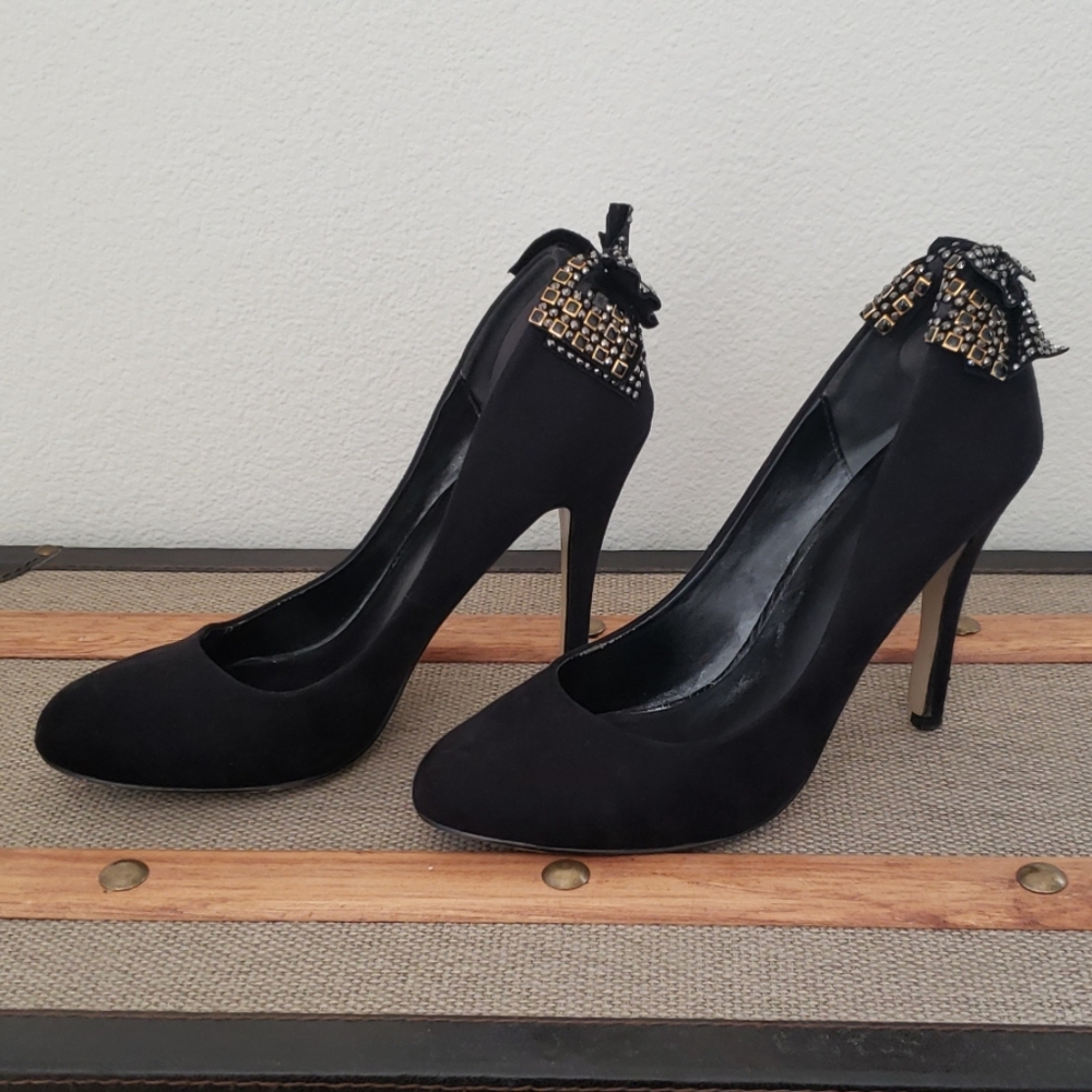 Glitz Bow Velvet Pump